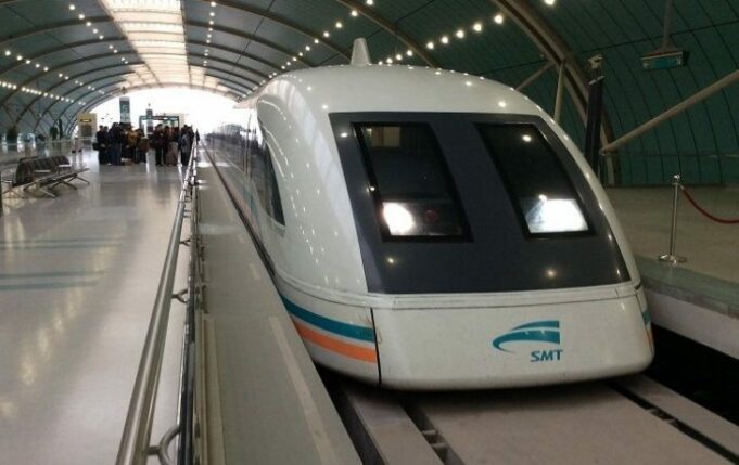 Kebut Proyek Kereta Cepat Jakarta – Bandung, Jokowi Berikan Anggaran KAI Rp 4.3 T