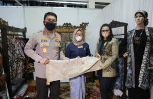 Dongrak Ekonomi UMKM, Bhayangkari Polda Jatim Launching Aplikasi Balanjha.com